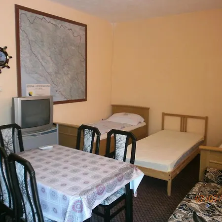 Vahdi Tatil Evi *