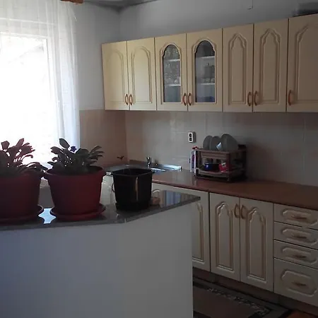 Vahdi Tatil Evi